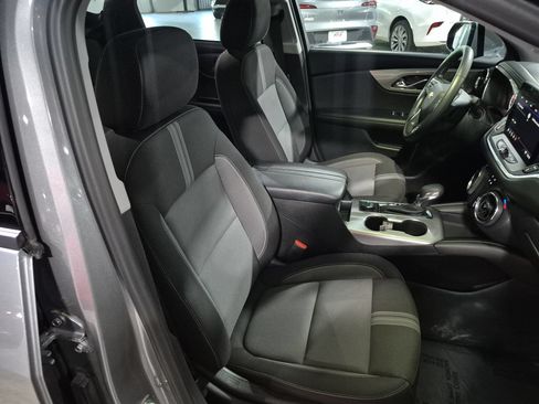 Certified 2025 Chevrolet Blazer LT AWD/4WD image 27