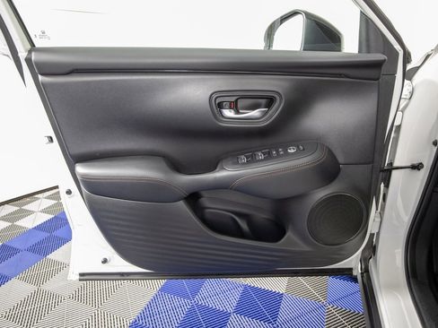 Used 2024 Honda HR-V Sport image 12