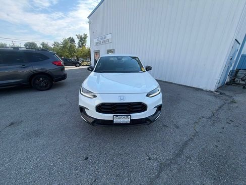 Used 2024 Honda HR-V Sport image 8