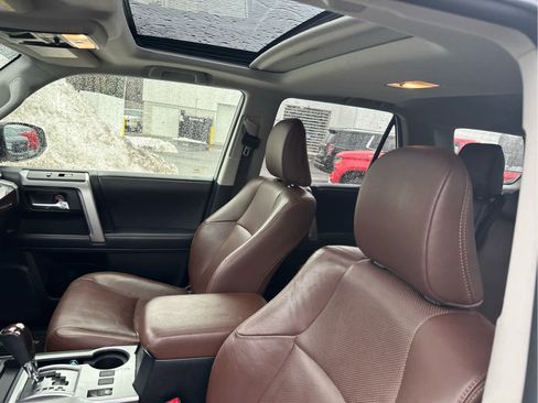 Used 2019 Toyota 4Runner Limited image 8