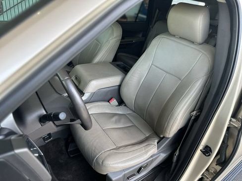 Used 2018 Ford Expedition Max XLT w/ Equipment Group 201A AWD/4WD image 12