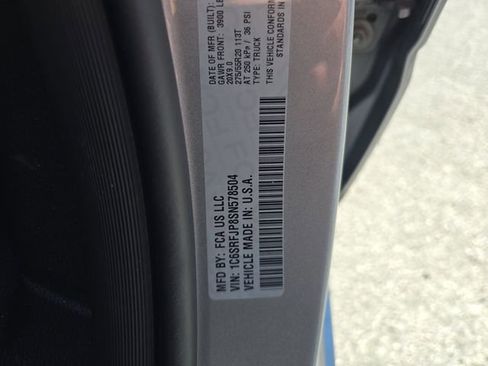 Certified 2025 RAM 1500 Laramie image 29