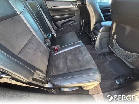 Used 2015 Jeep Grand Cherokee Altitude image 15