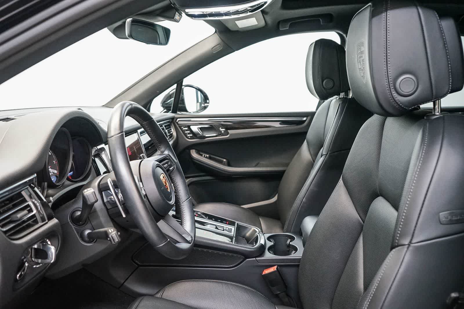 Certified 2026 Porsche Macan S AWD/4WD image 23