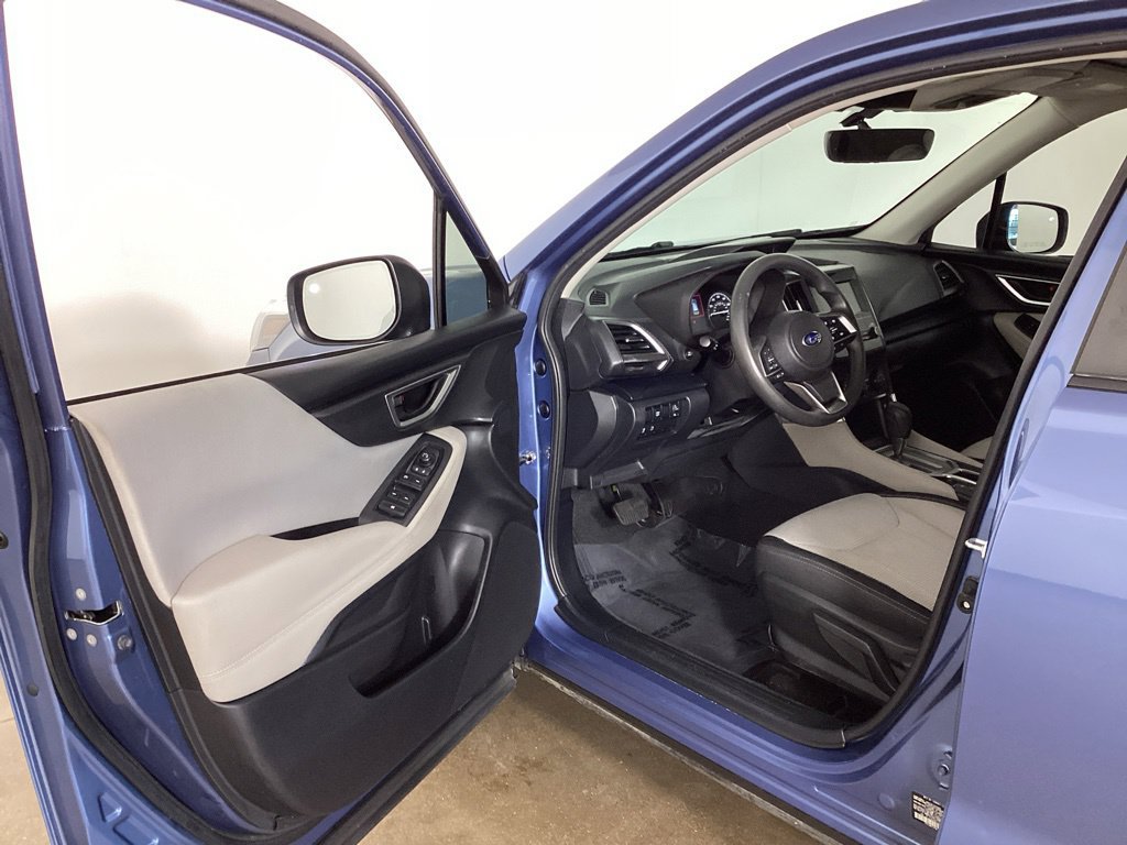 Used 2024 Subaru Forester AWD/4WD image 9