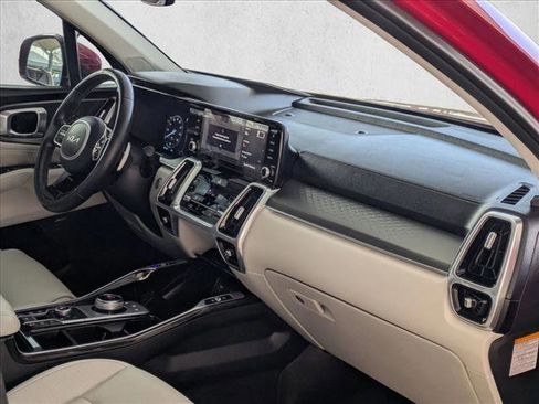 Used 2022 Kia Sorento SX Prestige w/ Panoramic Sunroof Package image 23
