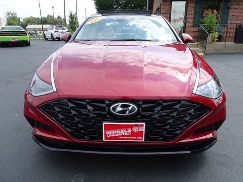 Used 2023 Hyundai Sonata SEL w/ Convenience Package image 3