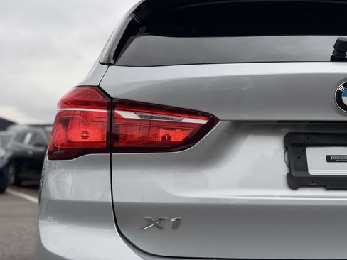 Used 2020 BMW X1 sDrive28i w/ Convenience Package FWD image 9