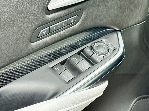 Used 2024 Cadillac XT4 Sport image 17