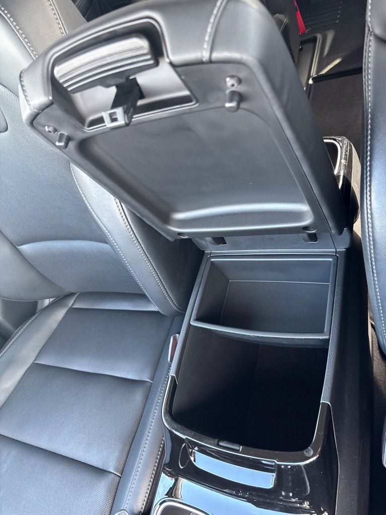 Used 2024 Kia Telluride S FWD image 22