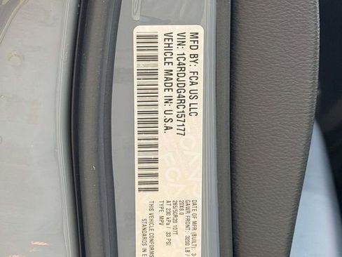 Used 2024 Dodge Durango GT image 26