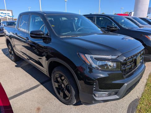 New 2026 Honda Ridgeline Black Edition image 10