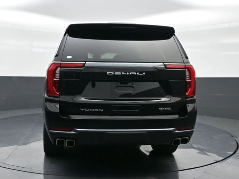 Used 2025 GMC Yukon XL Denali Ultimate AWD/4WD image 7