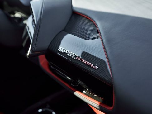 Used 2022 Ferrari SF90 Stradale image 47