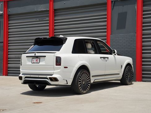 Used 2019 Rolls-Royce Cullinan AWD/4WD image 7
