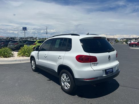 Used 2016 Volkswagen Tiguan S AWD/4WD image 3