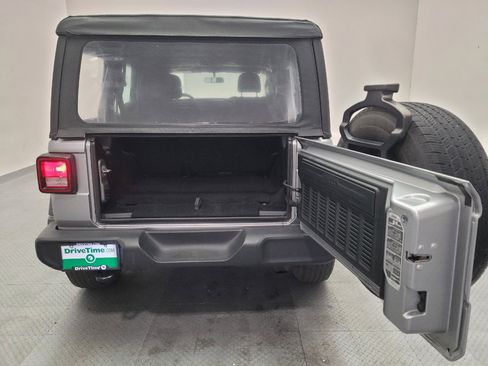 Used 2018 Jeep Wrangler Unlimited Sport AWD/4WD image 29