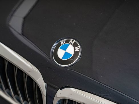 Used 2020 BMW 540i xDrive w/ Premium Package AWD/4WD image 12