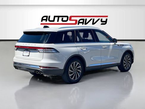 Used 2025 Lincoln Aviator 2WD image 7