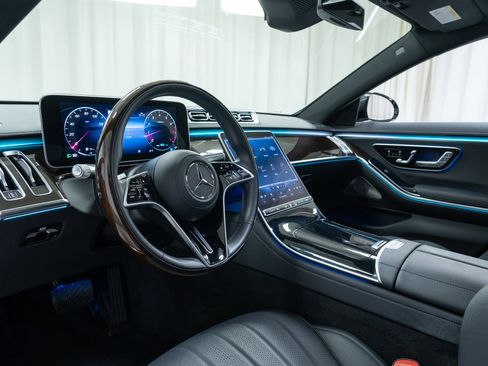 Used 2022 Mercedes-Benz S 580 4MATIC Sedan image 12