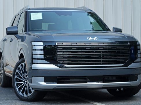 Used 2026 Hyundai Palisade Calligraphy AWD/4WD image 4