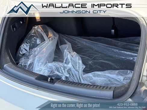 Used 2013 Volkswagen Beetle 2.5 FWD image 42