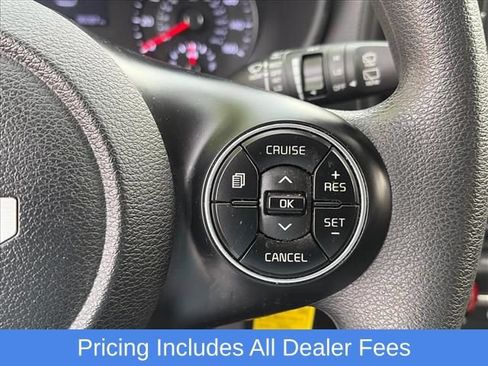 Used 2022 Kia Soul LX w/ Technology Package FWD image 16