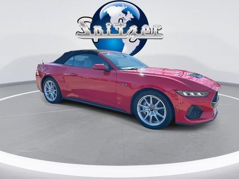 Used 2025 Ford Mustang GT Premium RWD image 2