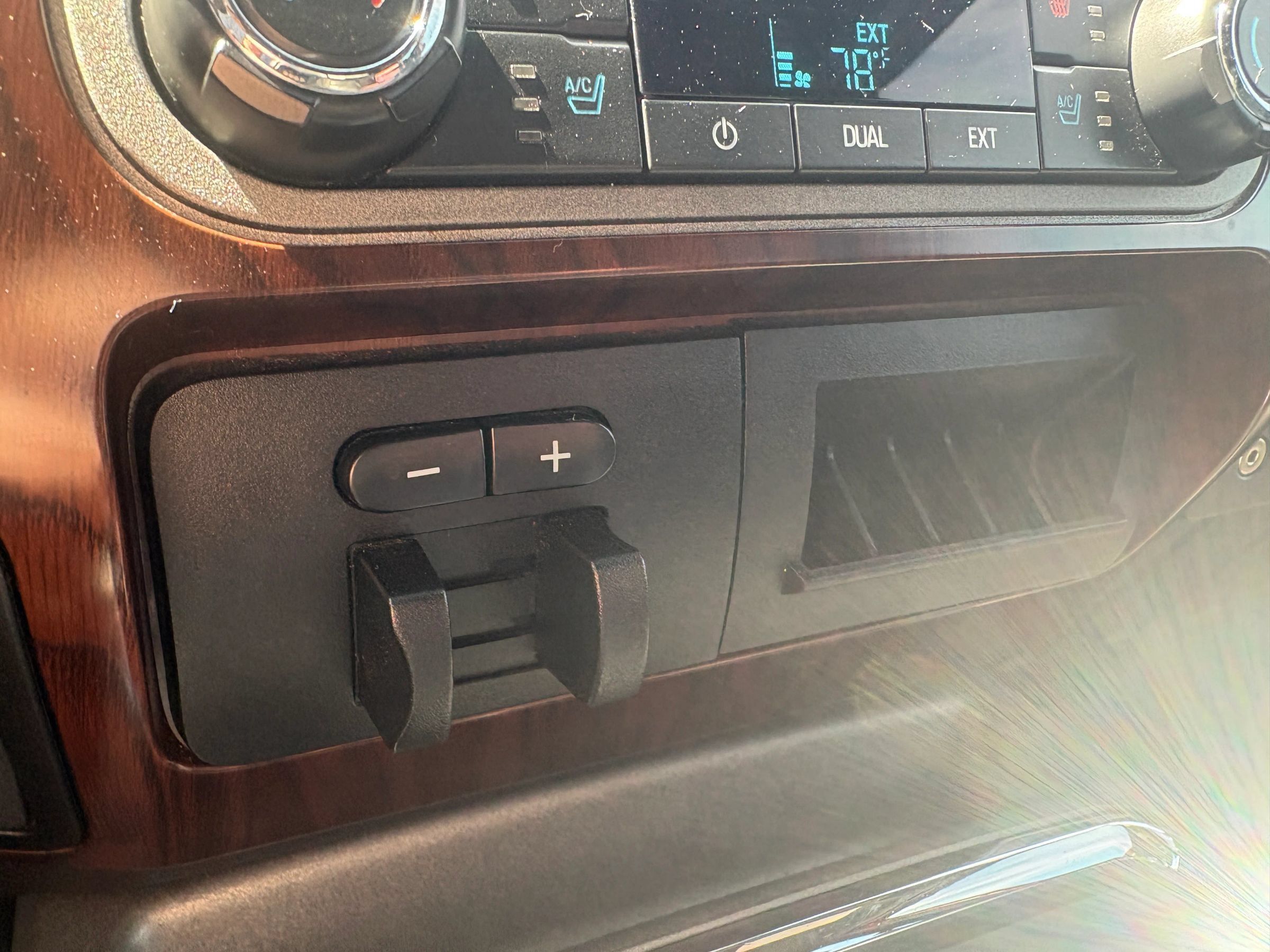 Used 2011 Ford F250 Lariat w/ Lariat Interior Pkg RWD image 14