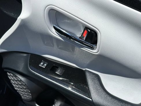 Used 2022 Toyota Prius LE FWD image 17