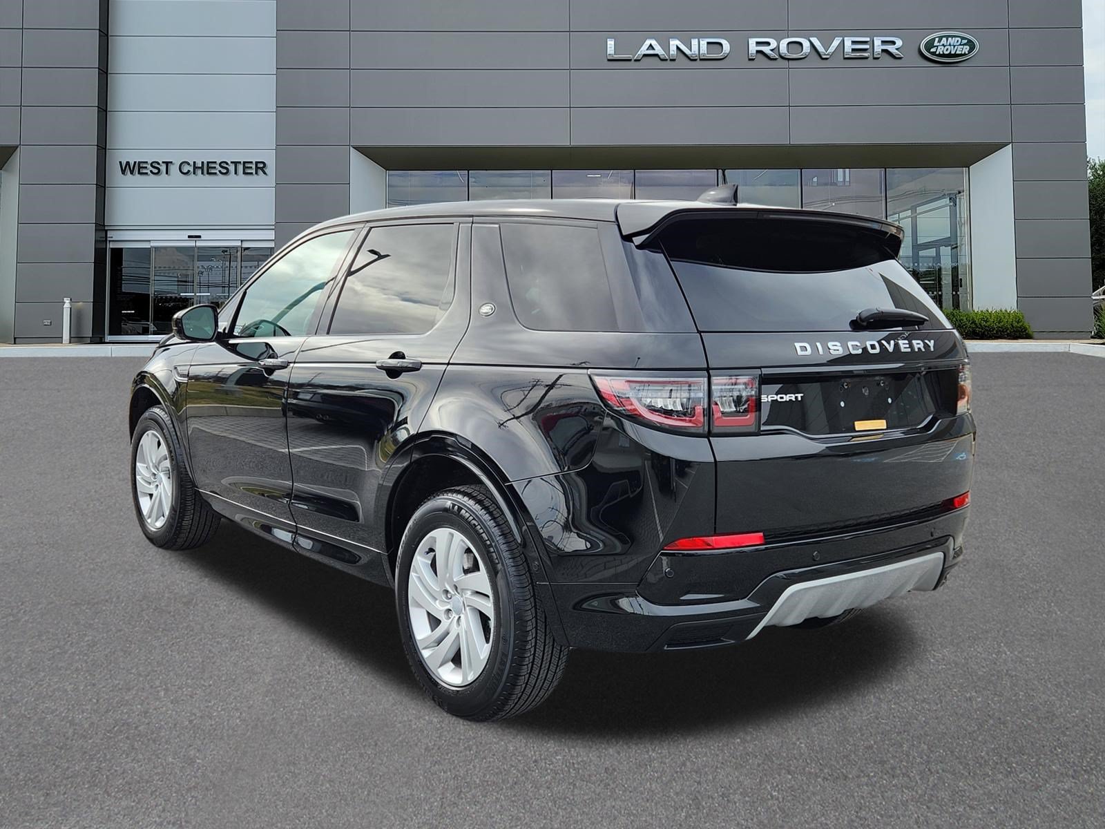 Certified 2025 Land Rover Discovery Sport S AWD/4WD image 3
