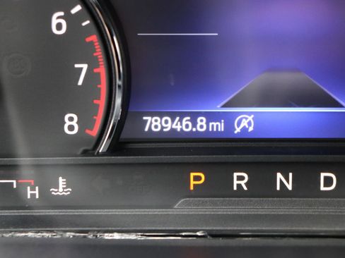 Used 2020 Ford Explorer XLT w/ Comfort Package image 33