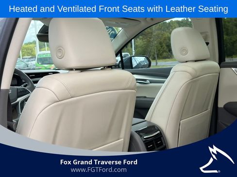 Used 2022 Cadillac XT5 Premium Luxury w/ Technology Package FWD image 30