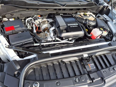 Used 2026 Chevrolet Silverado 1500 LT Trail Boss w/ Convenience Package II AWD/4WD image 33