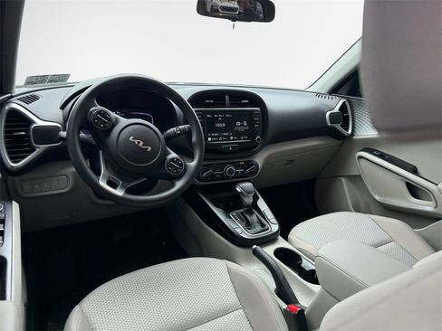 Certified 2023 Kia Soul LX w/ Option Group 015 image 22