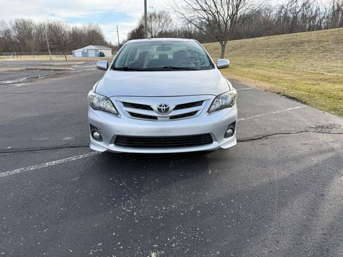 Used 2013 Toyota Corolla S w/ Premium Pkg image 25