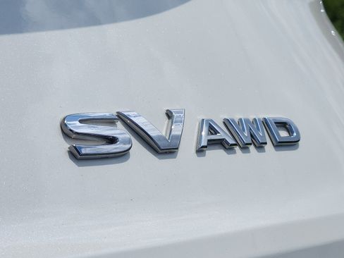Used 2023 Nissan Rogue SV AWD/4WD image 30