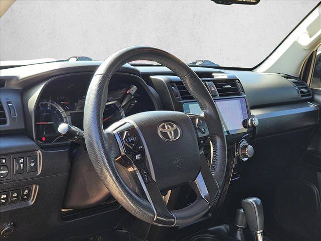 Used 2016 Toyota 4Runner Trail Premium AWD/4WD image 11