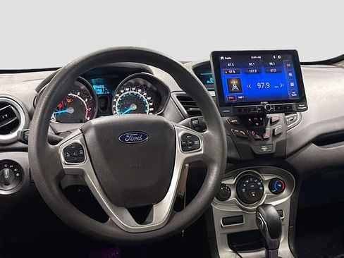 Used 2017 Ford Fiesta SE FWD image 18