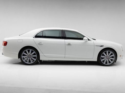 Used 2016 Bentley Flying Spur V8 image 15