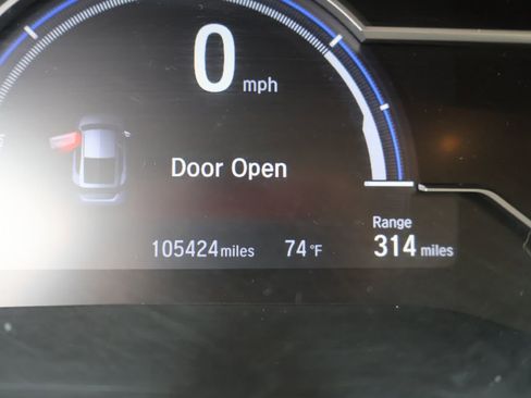 Used 2018 Honda Clarity Plug-In Hybrid image 23