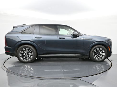 New 2026 Cadillac Escalade IQ Sport 1 w/ LPO, Floor Liner Package image 6