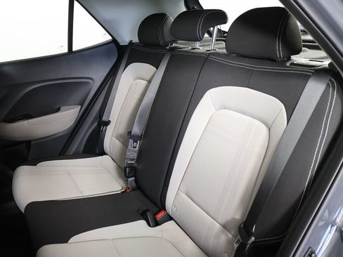 Certified 2026 Hyundai Venue SEL FWD image 27