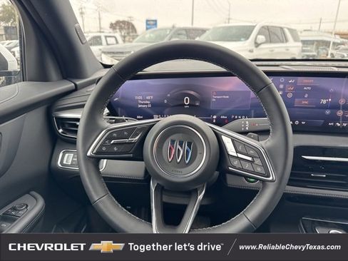 Used 2025 Buick Enclave Preferred image 22