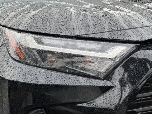 New 2025 Toyota RAV4 XLE image 31