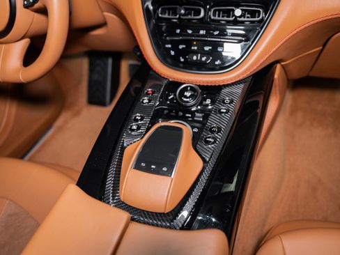 Used 2023 Aston Martin DBX 707 image 39