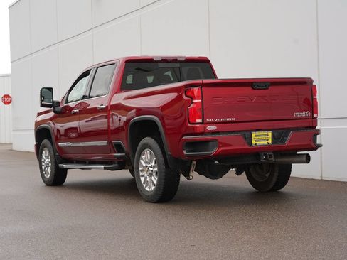 Used 2025 Chevrolet Silverado 3500 High Country w/ High Country Premium Package AWD/4WD image 5