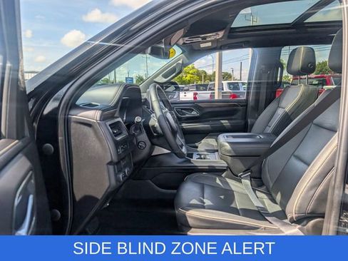 Used 2023 Chevrolet Tahoe Premier RWD image 9