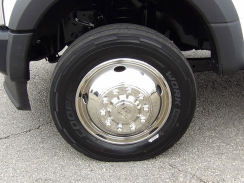 Used 2022 Ford F550 4x4 Crew Cab Super Duty w/ Power Equipment Group image 52