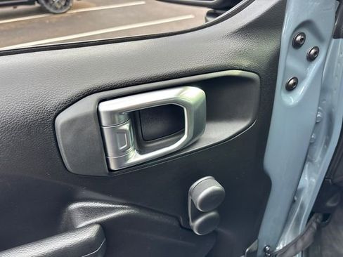 Used 2024 Jeep Wrangler Sport image 11